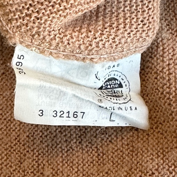 “Arnie” Arnold Palmer | 70’s Tan Grandpa Sweater Cardigan - Picture 4 of 7